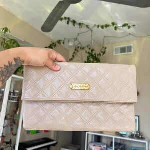 Marc Jacobs Taupe Quilted Wristlet